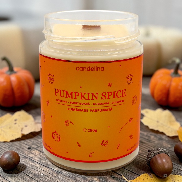 Lumanare parfumata din soia cu fitil lemn, Candelina, PUMPKIN SPICE – Dovleac, Scortisoara, Nucsoara, Cuisoare, handmade, ceara naturala, ardere 70h, 280 g