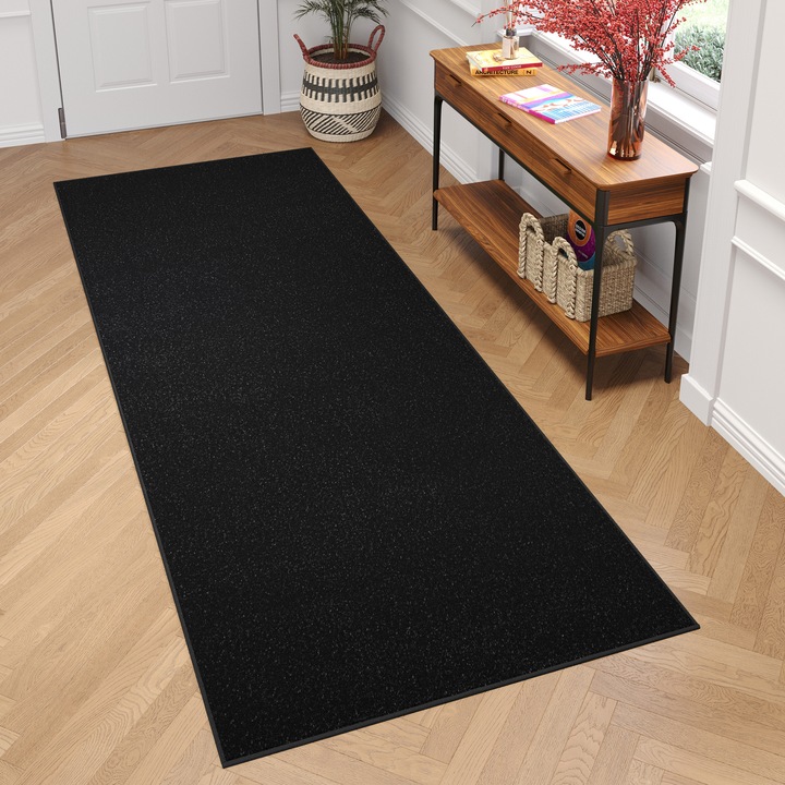 Covor, Tapiso, Mono CHO, 80 x 250 cm, Negru, Inaltime Fir 6 mm, OEKO-TEX, Pentru Living, Dormitor, Hol, Rezistent La UV, Rezistent La Pete, Lavabil, Usor de curatat, Rezistent La Intemperii, Impermeabil