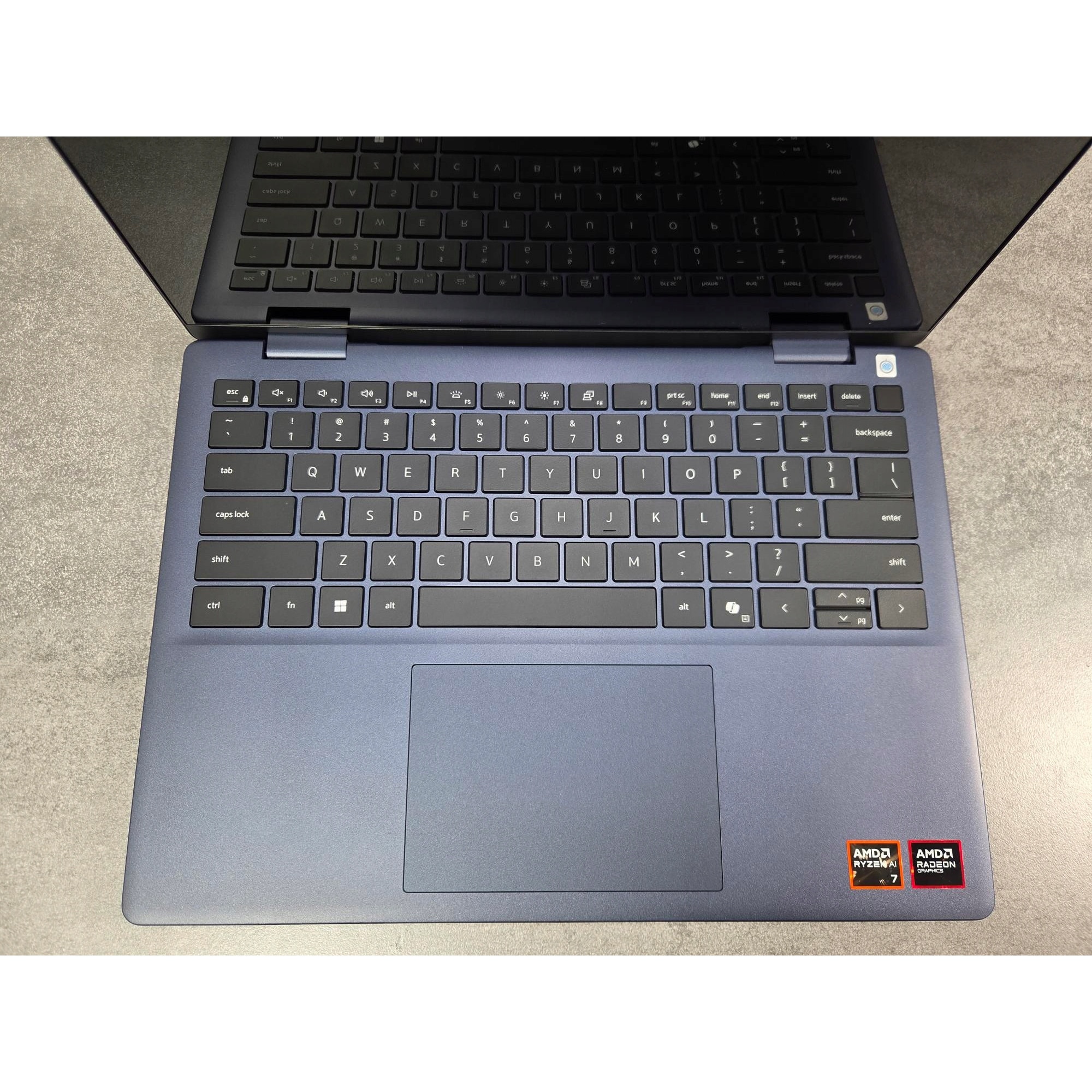 Laptop Dell 14", Ryzen 7 350, 16GB RAM, 1TB SSD, FHD+ Touch, Windows 11