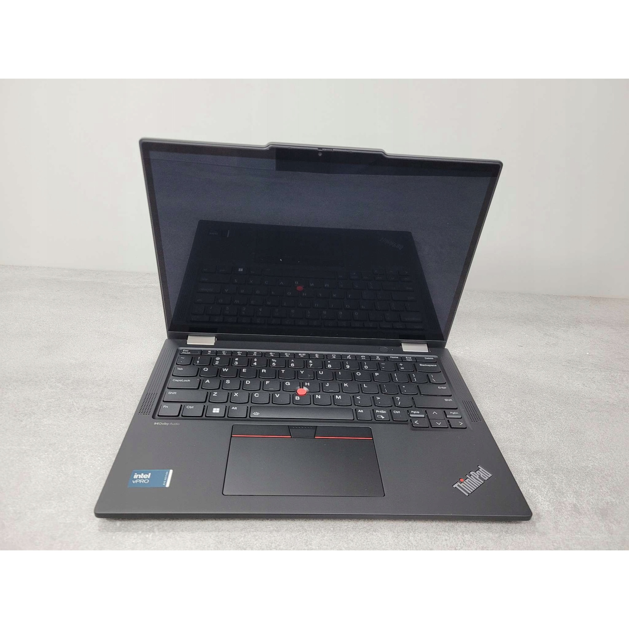 Laptop Lenovo ThinkPad X13 2 in 1, Core Ultra 5 135U, 16GB RAM, 512GB SSD, 13,3" WUXGA, 1,21 kg