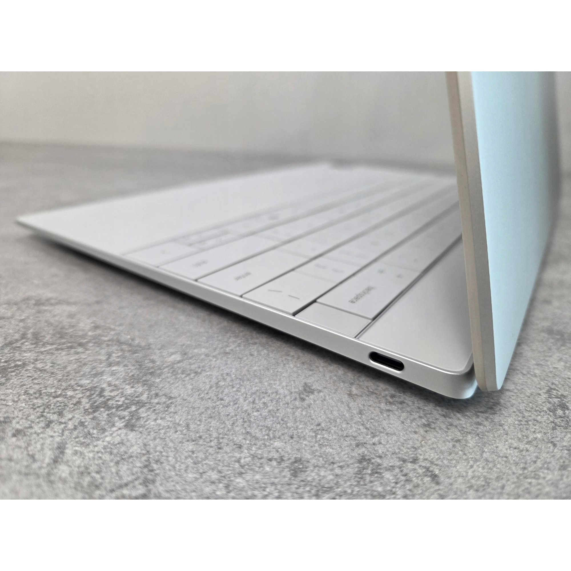 Laptop Dell XPS 13,4", Intel Core Ultra 7 258V, 32GB RAM, 1TB SSD, OLED, 2880x1800
