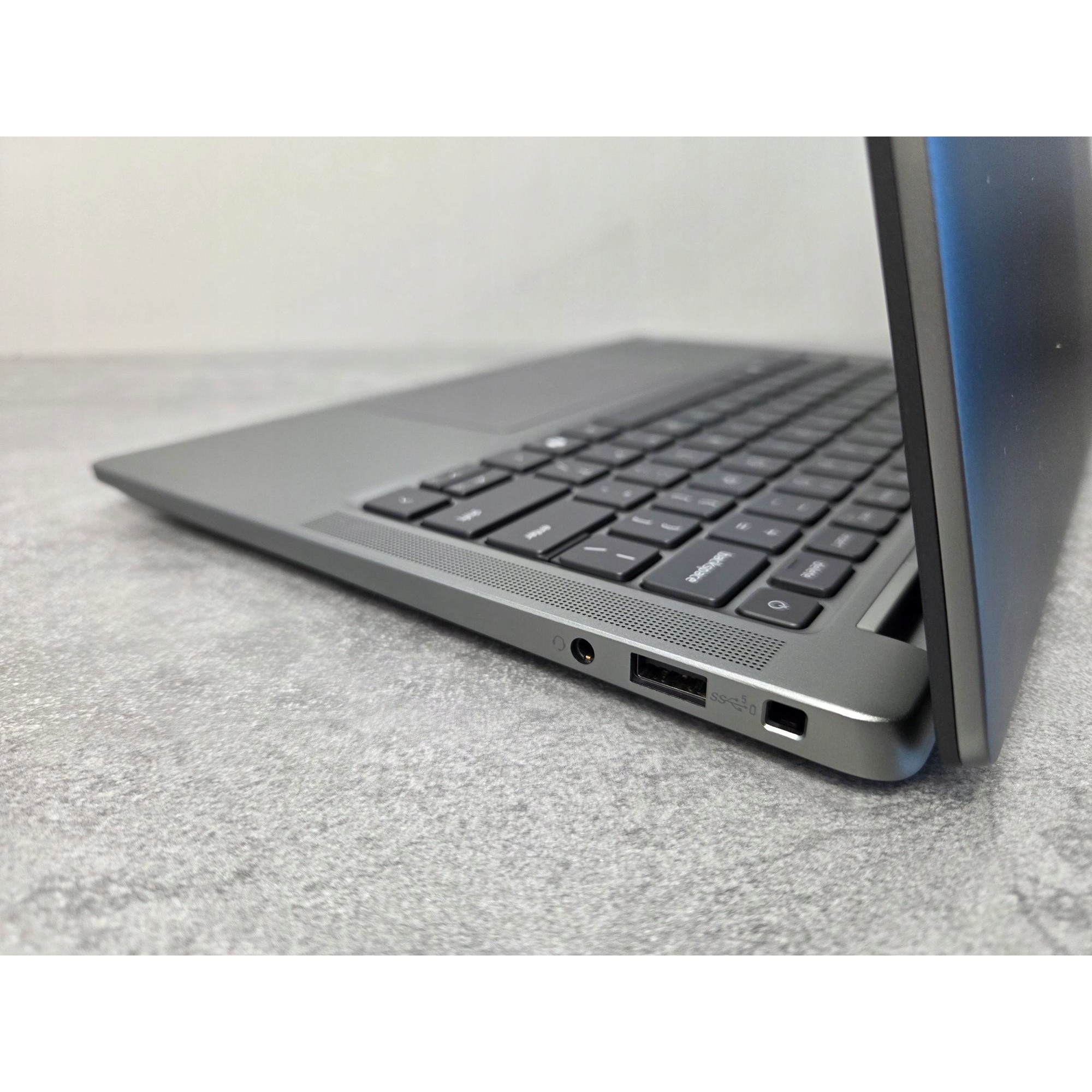 Laptop Dell Latitude 13 7350, Intel Core Ultra 7 165U, 32GB, 2TB SSD, FHD, 13,3"