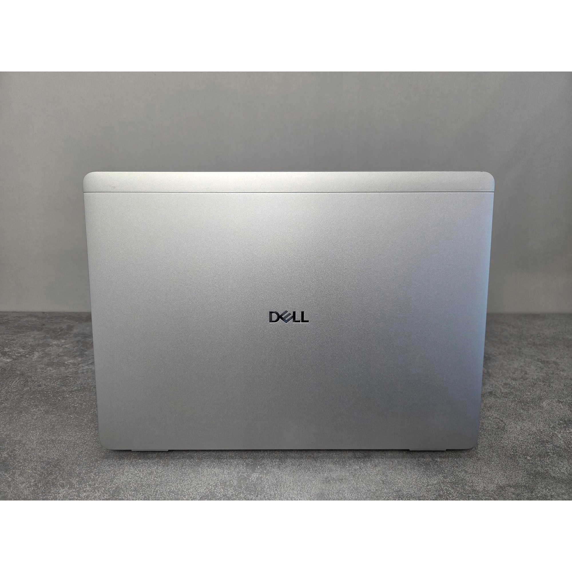 Laptop Dell Pro 13 Plus, Intel Core Ultra 7 265U, 32GB RAM, 512GB SSD, FHD+ 13,3", 1,23 kg, set complet