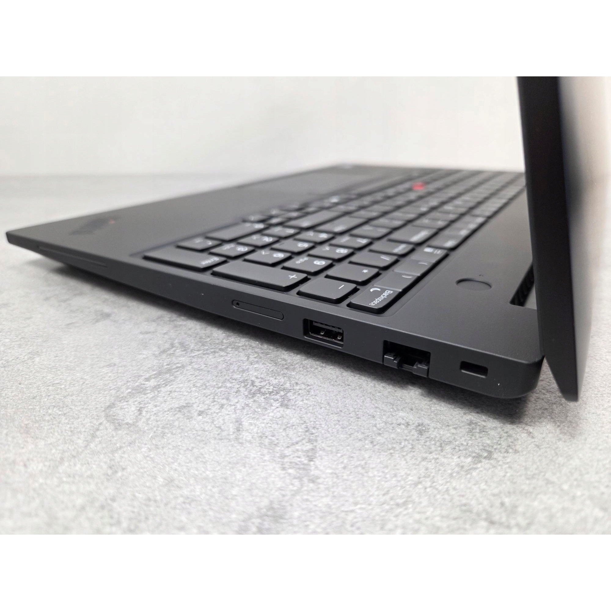 Laptop Lenovo ThinkPad P16s Gen 3, Intel Core Ultra 7, 16GB RAM, 512GB SSD, NVIDIA RTX 500, 16" touchscreen, 1.82kg