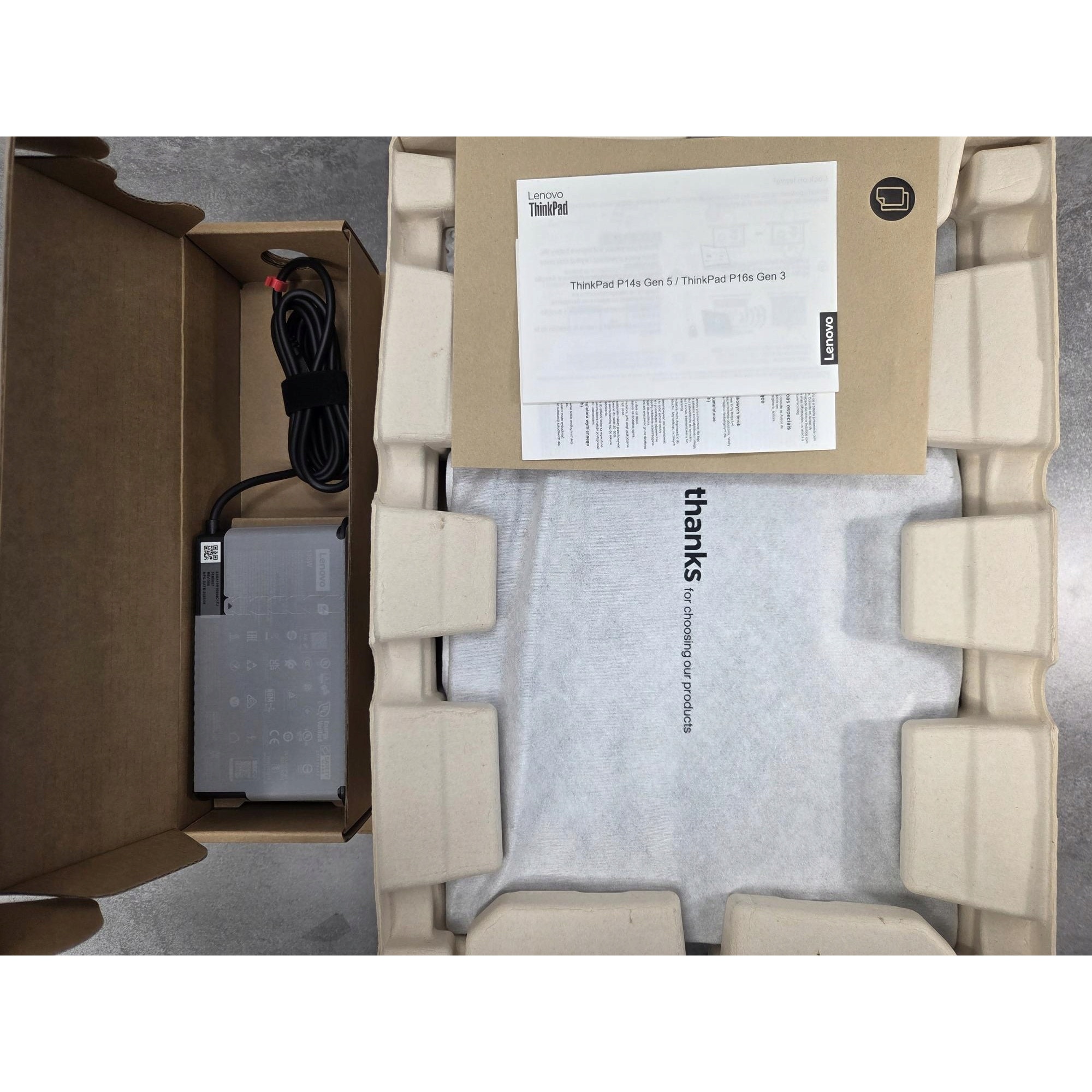 Laptop Lenovo ThinkPad P16s Gen 3, Intel Core Ultra 7, 16GB RAM, 512GB SSD, NVIDIA RTX 500, 16" touchscreen, 1.82kg