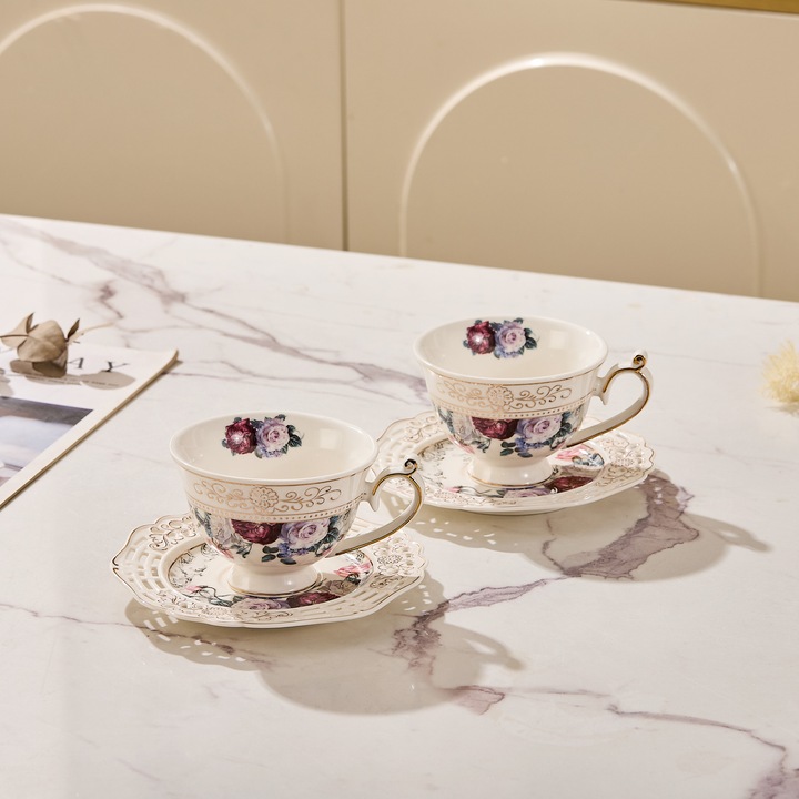 Set 2 cesti cafea cu 2 farfurioare rotunde portelan 200 ml – model floral elegant