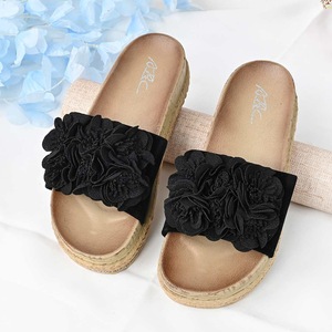 Slapi, papuci, saboti dama