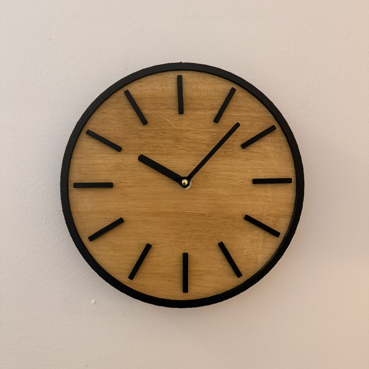 Ceas decorativ de perete, Mecanism SILENTIOS, DECORADI®, Diametru 26 cm, Cadran din LEMN NATURAL, Eco-friendly, Design Modern, Negru, Printat 3D din PLA ECO(plastic biodegradabil)