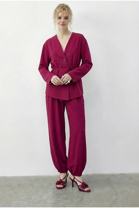 Costum dama, Bianco Lucci, doua piese, maneca lunga, roz, poliester