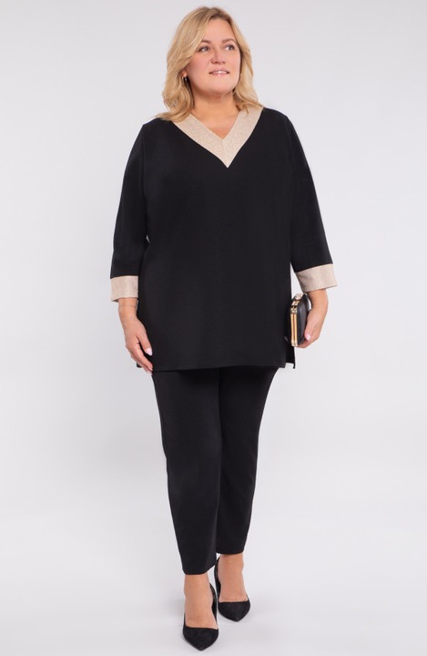 Tunica neagra cu insertii aurii