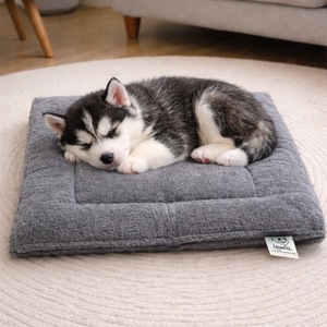 Culcusuri, perne si saltele pentru animale