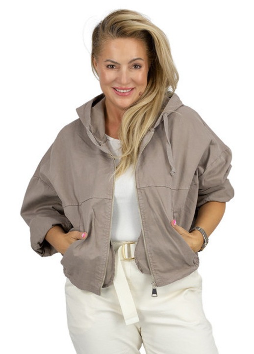 Geaca dama nude, scurta tip bomber cu gluga, fermoar si buzunare cu fermoar, croiala regular, 65% bumbac, stil casual sport – Agrafka unisize