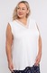 Top ecru cu dantela