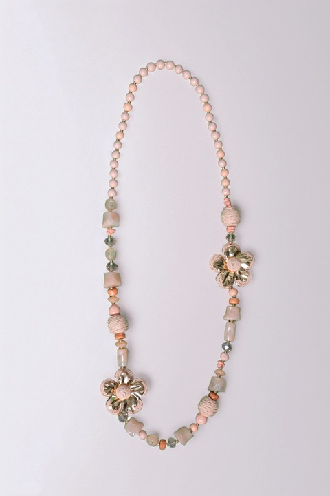 Colier lung, MDR24, roz, flori decorative, non-reglabil