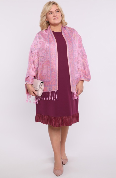 Светлорозов шал с едноцветен десен