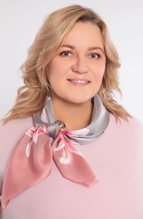 UNI rózsaszín virágos sál