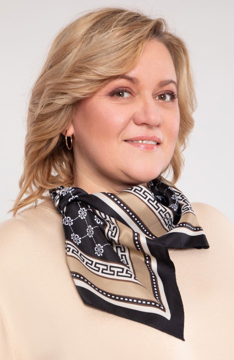 Черен шал с бял десен UNI