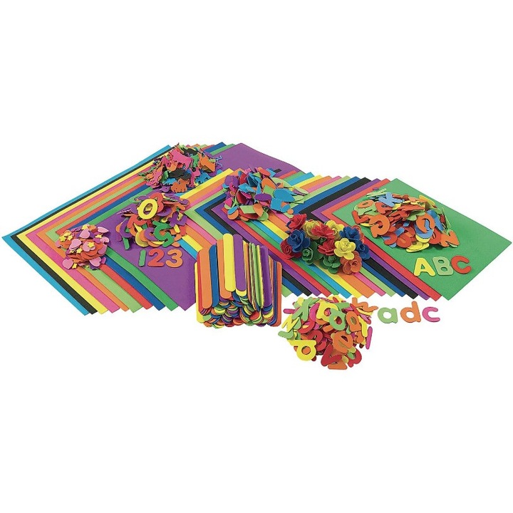 Pachetul grupei cu forme din spuma