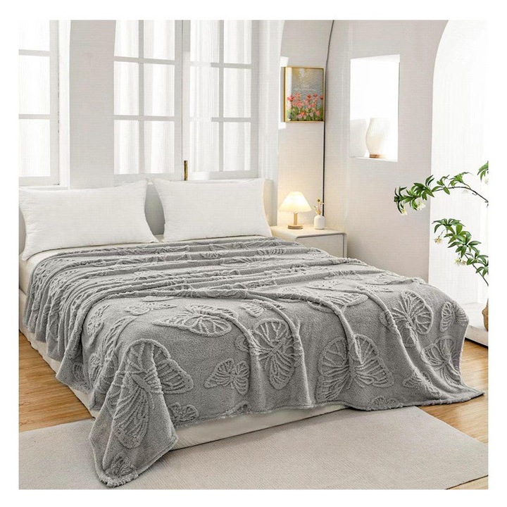 Patura Cocolino cu Fluturi – Caldura Pufoasa si Eleganta in Dormitor FL01