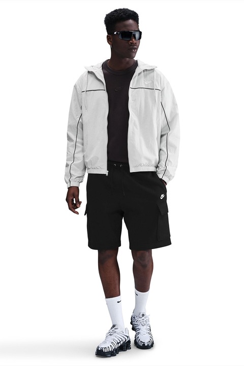 Nike, Pantaloni scurti de trening cu buzunare cu clapa, Negru, L