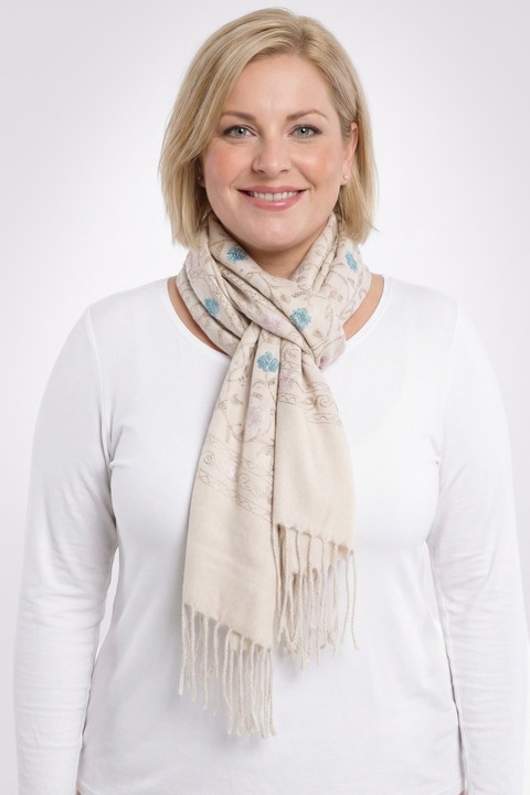 Бежов шал с орнаменти UNI