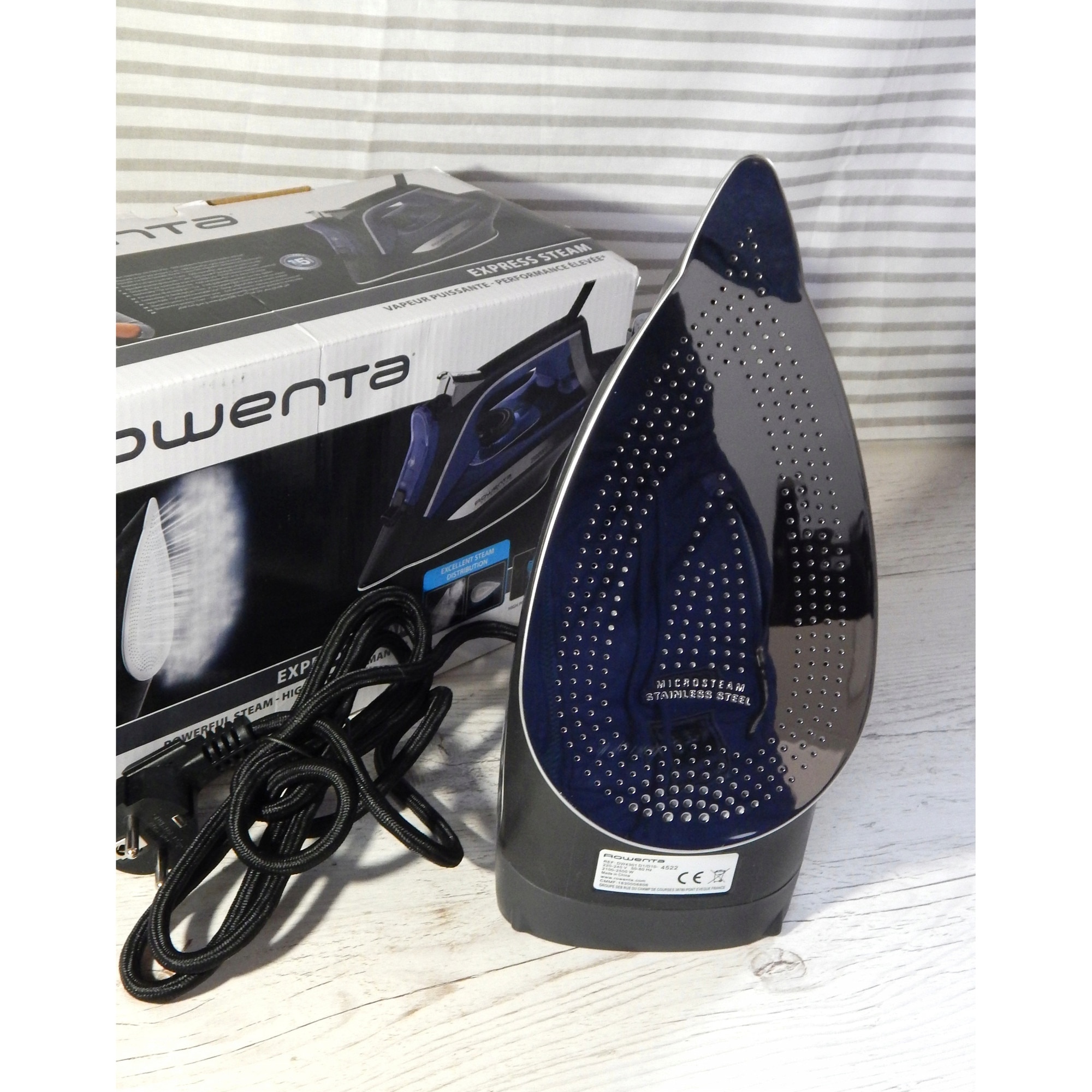 Fier de calcat Rowenta DW4301, 2500 W, abur continuu 40 g/min, abur puternic 140 g/min, otel inoxidabil, set complet