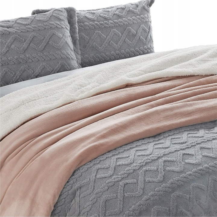 Одеяло 200x150см, розово, меко, двулицево, устойчиво на петна, за диван и легло