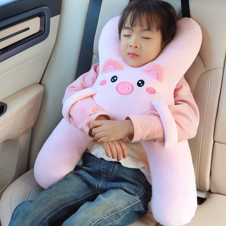 Perna de Gat si Suport Corp pentru Copii, Pernuta Auto Porcusor, cu Fixare pe Centura de Siguranta, Design Ergonomic pentru Somn Confortabil in Masina, Plus Moale, Compatibila cu Orice Masina, Ideala pentru Calatorii, 42x56 cm, Roz, PriStyle®