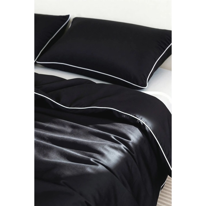 Lenjerie de pat, Spod Igly i Nitki, bambus 220x200 cm, 2 poshve 70x80 cm, neagra cu biaza alba