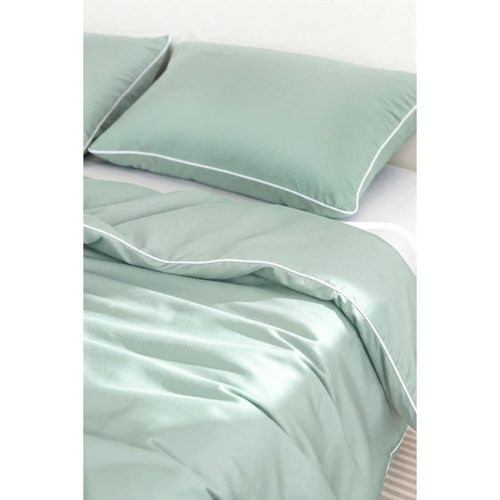 Lenjerie de pat, Spod Igly i Nitki, bambus 220x200 cm, salviu, 1 fata de perna 70x80 cm, 2 fete de perna 70x80 cm