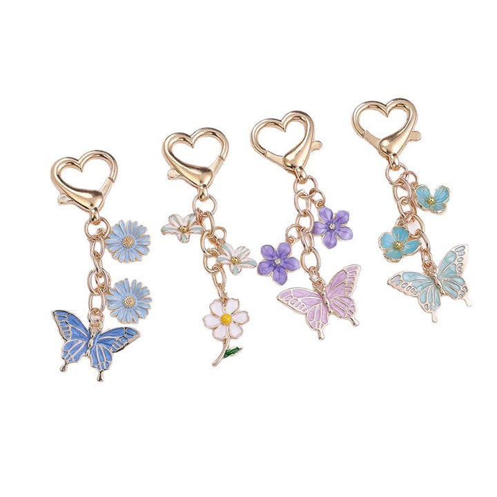 Port chei fluture, accesoriu pentru gentile de dama, gentile de maini, charm cute cu inima si flori, accesoriu pentru breloc de masina