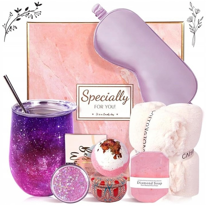 Rózsaszín ajándékkészlet nőknek, 8 darabos, tartalmaz termosz bögrét, illatos gyertyát, fürdőbombát, szemmaszkot, tükröt, törölközőt, natúr szappant, üdvözlőkártyát.