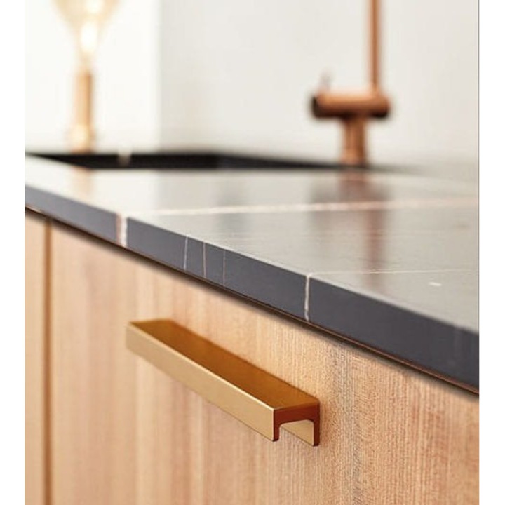 Uchwyt meblowy Station 160, aluminiu zloty, set cu 2 suruburi