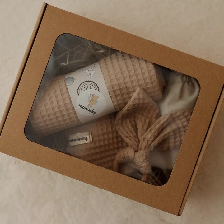 Ajándékszett újszülöttnek, Muminky, pamut törölköző 75x75cm, barna