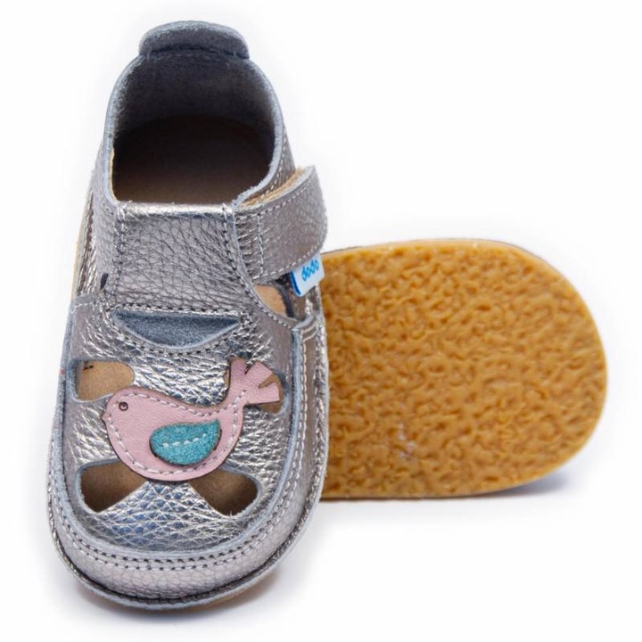 Детски боси сандали Dodo Shoes Vrabiuta, сребрист цвят, от естествена кожа с гъвкава подметка за първи стъпки, Сребрист