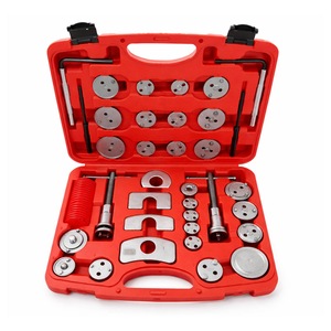 Scule profesionale pentru reparatii auto