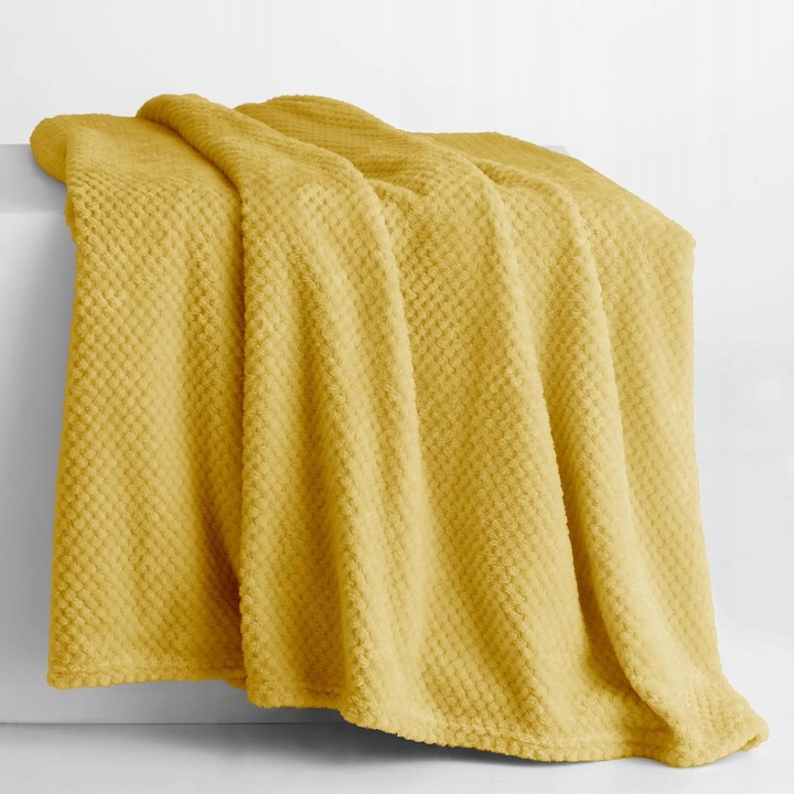 Patura din microfibra galbena 150x200cm, usoara si moale, set decorativ pentru canapea