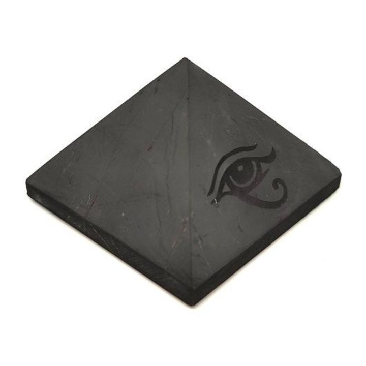 Shungit piramis gravírozott Hórusz szeme 5cm
