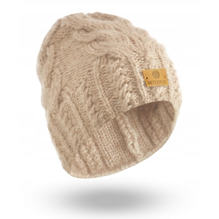 Caciula dama Betlewski BCD-W2, bej, iarna