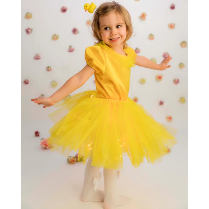 Fustita cu Luminite, Galbena de primavara, Serbare, Pui, ratusca, Floare galbena, papdie, Soare - 6-10 ani (116-140 cm)