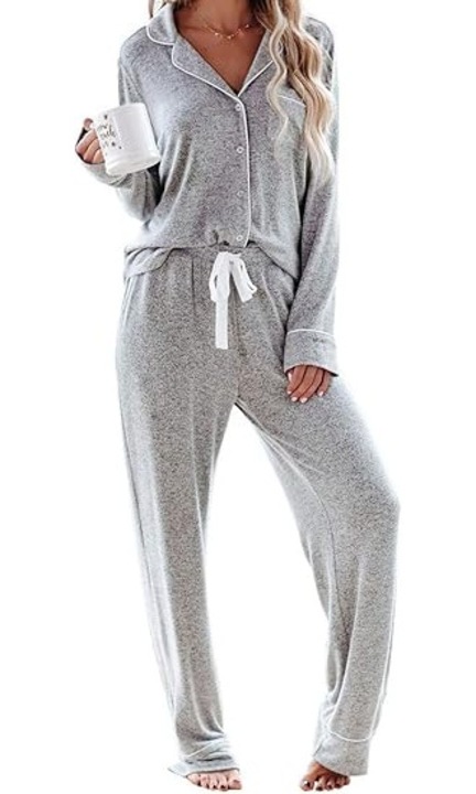 Set pijamale dama, marimea M, cu maneca lunga, culoare gri deschis