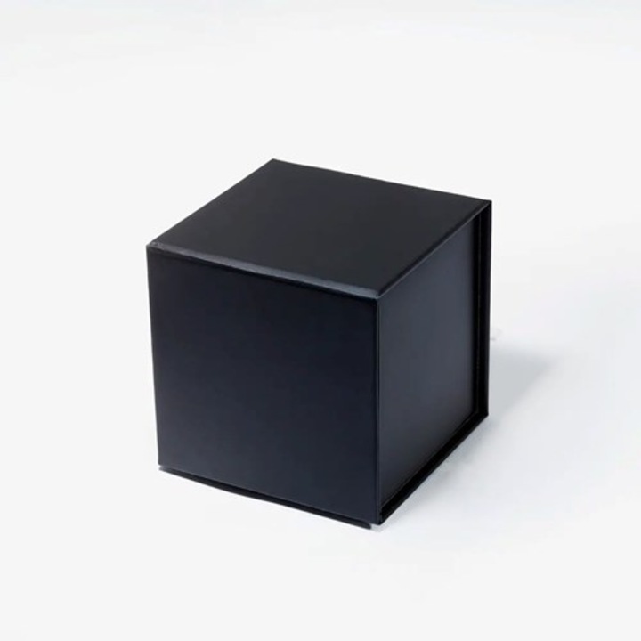 Cutie cadou cub, 76x76x76mm exterior, Negru, cu inchidere magnetica, pliabila
