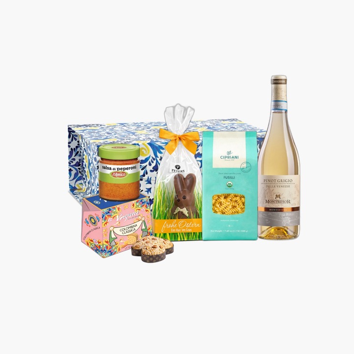 Pachet Cadou Villa Guelfa Pinot, vin alb Pinot Grigio 750 ml, Fusilli Bio 500 g, Ciocolată 90 g, Panettone 100 g
