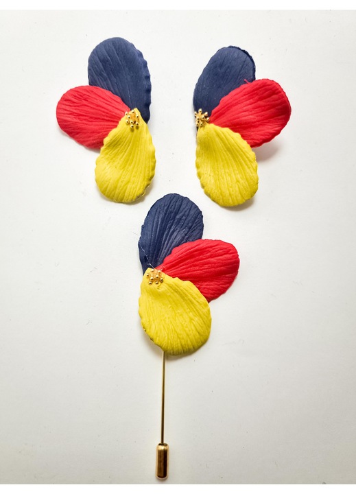 Set cercei cu brosa tricolor, cercei unicat din lut polimeric FIMO, model tip Petale