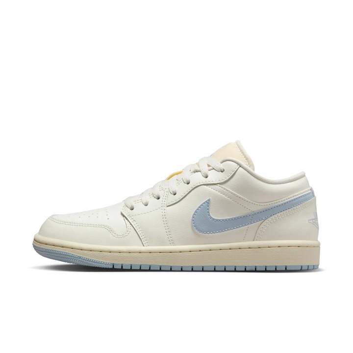 Дамски спортни обувки, Air Jordan 1 Low “Sail/Ghost-Coconut Milk” DC0774-106dwqf, Бял
