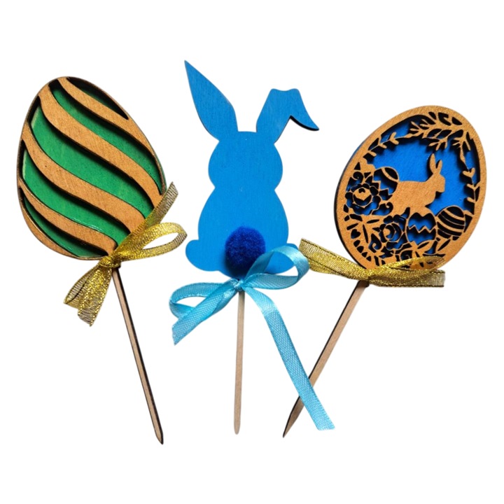 Set de 3 toppere din lemn pentru cozonac de Paște, tăiate cu laser, detalii colorate