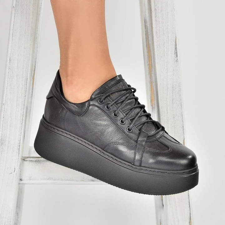 Adidași de damă cu platformă Tinti Renata, Piele naturală, Culoare- Negru, EU40