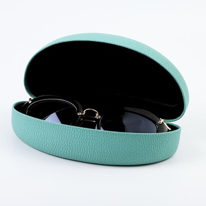 Accesorii pentru ochelari si lentile de contact