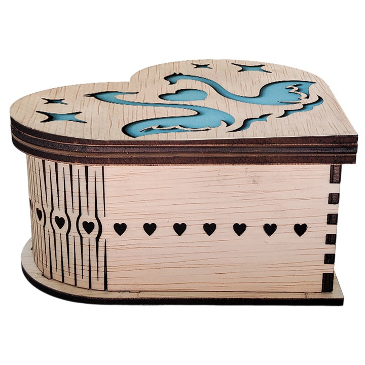 Cutie din lemn model inima pentru femei - cadou elegant pentru doamna, prietena, iubita, mama, sotie sau sora. Poate fi folosita pentru depozitarea bomboanelor, bijuteriilor si suvenirurilor 3