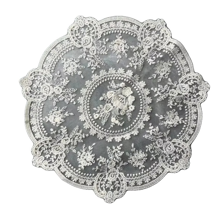 Servet de masa, design floral elegant, material poliester durabil, bej, 33cm